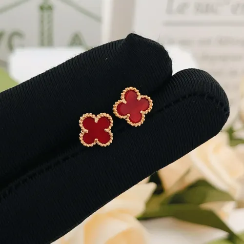 Cheap Van Cleef &amp; Arpels Earrings For Women #1413524 Replica Wholesale [$25.00 USD] [ITEM#1413524] on Replica Van Cleef &amp; Arpels Earrings