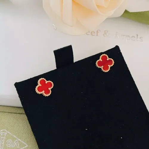 Cheap Van Cleef &amp; Arpels Earrings For Women #1413524 Replica Wholesale [$25.00 USD] [ITEM#1413524] on Replica Van Cleef &amp; Arpels Earrings