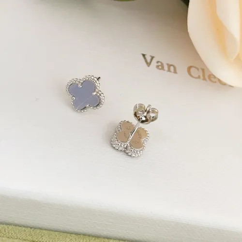 Cheap Van Cleef &amp; Arpels Earrings For Women #1413526 Replica Wholesale [$25.00 USD] [ITEM#1413526] on Replica Van Cleef &amp; Arpels Earrings
