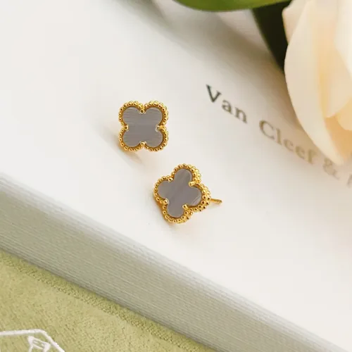 Cheap Van Cleef &amp; Arpels Earrings For Women #1413528 Replica Wholesale [$25.00 USD] [ITEM#1413528] on Replica Van Cleef &amp; Arpels Earrings