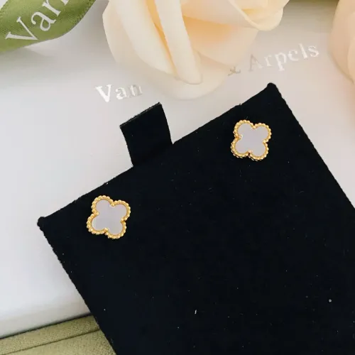 Cheap Van Cleef &amp; Arpels Earrings For Women #1413528 Replica Wholesale [$25.00 USD] [ITEM#1413528] on Replica Van Cleef &amp; Arpels Earrings