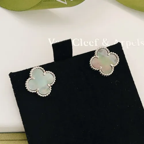 Cheap Van Cleef &amp; Arpels Earrings For Women #1413535 Replica Wholesale [$25.00 USD] [ITEM#1413535] on Replica Van Cleef &amp; Arpels Earrings