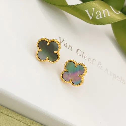 Cheap Van Cleef &amp; Arpels Earrings For Women #1413537 Replica Wholesale [$25.00 USD] [ITEM#1413537] on Replica Van Cleef &amp; Arpels Earrings