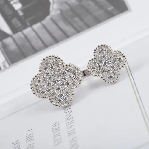 Cheap Van Cleef &amp; Arpels Rings For Women #1413598 Replica Wholesale [$32.00 USD] [ITEM#1413598] on Replica Van Cleef &amp; Arpels Rings