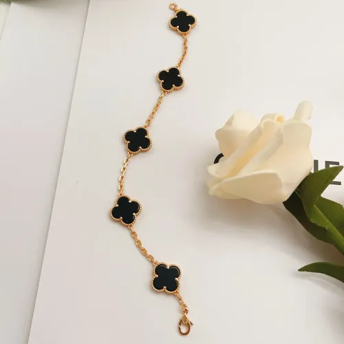 Cheap Van Cleef &amp; Arpels Bracelets For Women #1413737 Replica Wholesale [$34.00 USD] [ITEM#1413737] on Replica Van Cleef &amp; Arpels Bracelets