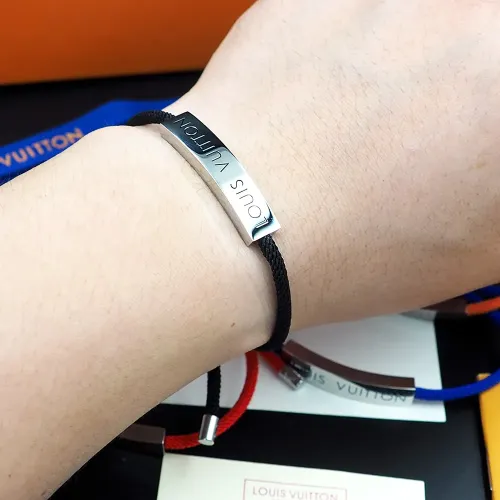 Cheap Louis Vuitton LV Bracelets #1413749 Replica Wholesale [$25.00 USD] [ITEM#1413749] on Replica Louis Vuitton LV Bracelets