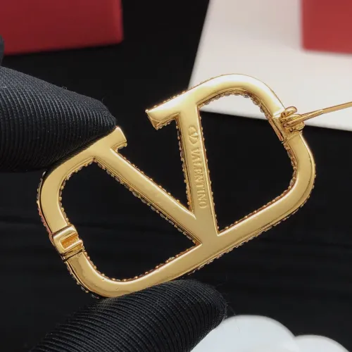 Cheap Valentino Brooches For Women #1413763 Replica Wholesale [$29.00 USD] [ITEM#1413763] on Replica Valentino Brooches