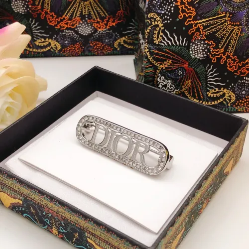 Cheap Christian Dior Brooches For Women #1413834 Replica Wholesale [$27.00 USD] [ITEM#1413834] on Replica Christian Dior Brooches