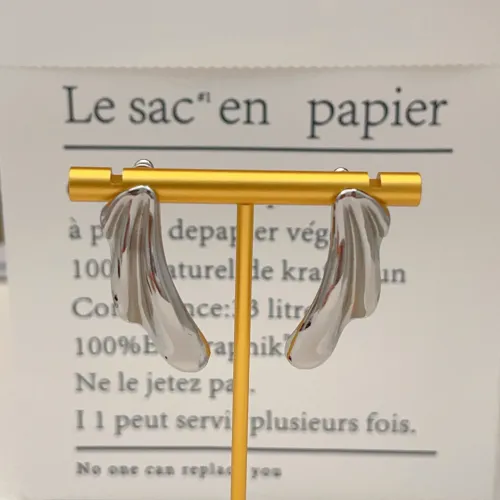 Cheap Tiffany Earrings For Women #1413841 Replica Wholesale [$27.00 USD] [ITEM#1413841] on Replica Tiffany Earrings