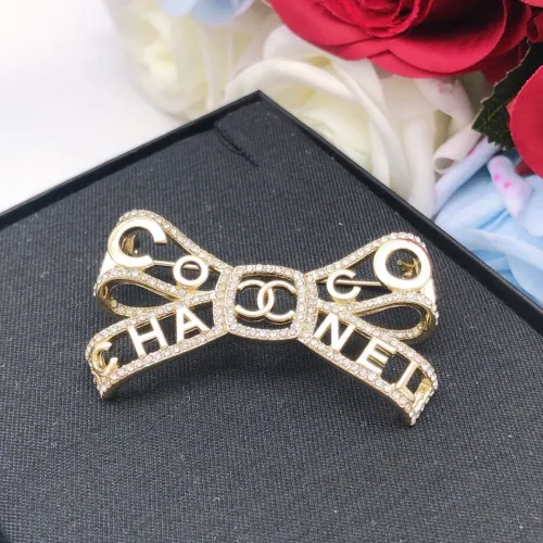 Cheap Chanel Brooches For Women #1413843 Replica Wholesale [$27.00 USD] [ITEM#1413843] on Replica Chanel Brooches