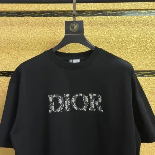 Cheap Christian Dior T-Shirts Short Sleeved For Unisex #1413874 Replica Wholesale [$40.00 USD] [ITEM#1413874] on Replica Christian Dior T-Shirts