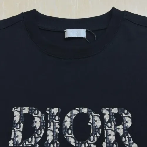 Cheap Christian Dior T-Shirts Short Sleeved For Unisex #1413874 Replica Wholesale [$40.00 USD] [ITEM#1413874] on Replica Christian Dior T-Shirts
