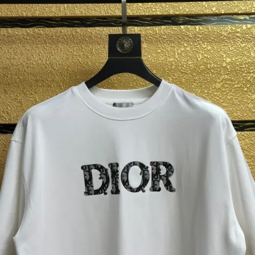 Cheap Christian Dior T-Shirts Short Sleeved For Unisex #1413875 Replica Wholesale [$40.00 USD] [ITEM#1413875] on Replica Christian Dior T-Shirts