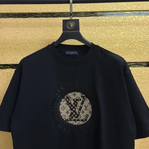 Cheap Louis Vuitton LV T-Shirts Short Sleeved For Unisex #1413882 Replica Wholesale [$40.00 USD] [ITEM#1413882] on Replica Louis Vuitton LV T-Shirts