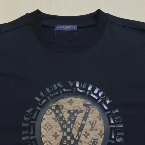Cheap Louis Vuitton LV T-Shirts Short Sleeved For Unisex #1413882 Replica Wholesale [$40.00 USD] [ITEM#1413882] on Replica Louis Vuitton LV T-Shirts