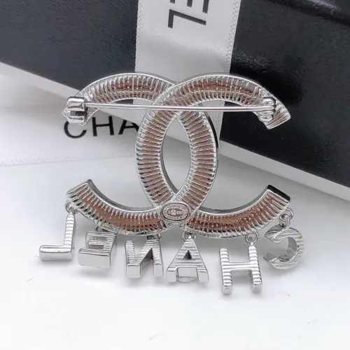 Cheap Chanel Brooches For Women #1413941 Replica Wholesale [$27.00 USD] [ITEM#1413941] on Replica Chanel Brooches
