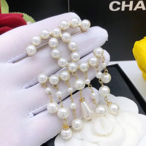 Cheap Chanel Brooches For Women #1413957 Replica Wholesale [$32.00 USD] [ITEM#1413957] on Replica Chanel Brooches