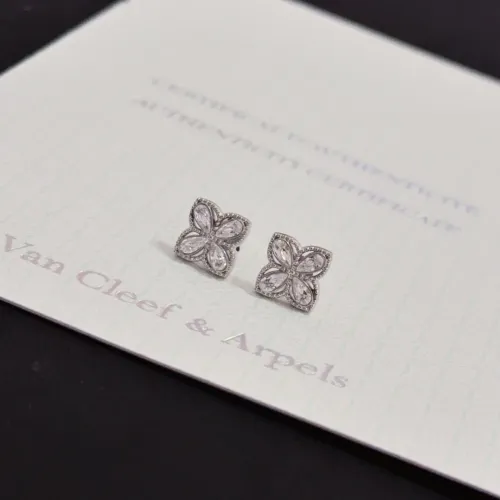 Van Cleef & Arpels Earrings For Women #1413960