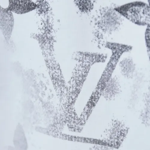 Cheap Louis Vuitton LV T-Shirts Short Sleeved For Unisex #1414018 Replica Wholesale [$38.00 USD] [ITEM#1414018] on Replica Louis Vuitton LV T-Shirts