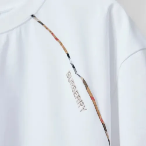 Cheap Burberry T-Shirts Short Sleeved For Unisex #1414022 Replica Wholesale [$39.00 USD] [ITEM#1414022] on Replica Burberry T-Shirts