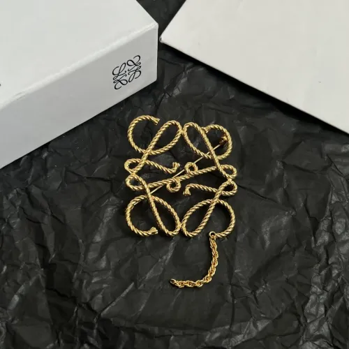 Cheap LOEWE Brooches For Women #1414102 Replica Wholesale [$36.00 USD] [ITEM#1414102] on Replica LOEWE Brooches