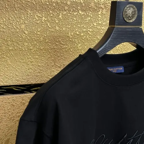 Cheap Louis Vuitton LV T-Shirts Short Sleeved For Unisex #1414117 Replica Wholesale [$40.00 USD] [ITEM#1414117] on Replica Louis Vuitton LV T-Shirts