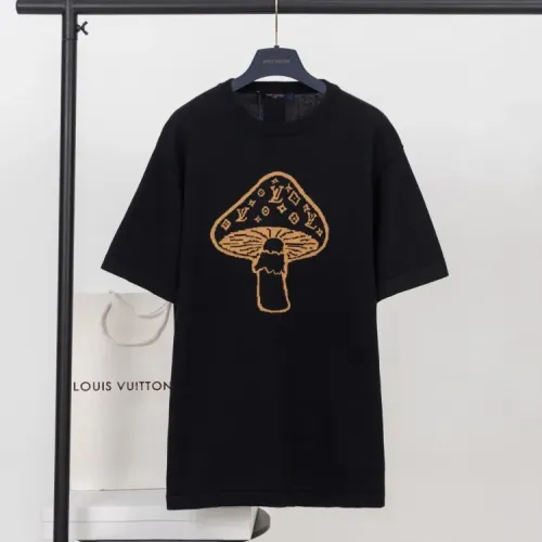 Louis Vuitton LV T-Shirts Short Sleeved For Unisex #1414120