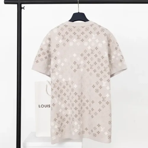Cheap Louis Vuitton LV T-Shirts Short Sleeved For Unisex #1414128 Replica Wholesale [$42.00 USD] [ITEM#1414128] on Replica Louis Vuitton LV T-Shirts