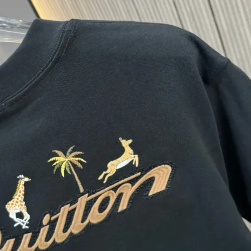 Cheap Louis Vuitton LV T-Shirts Short Sleeved For Unisex #1414140 Replica Wholesale [$40.00 USD] [ITEM#1414140] on Replica Louis Vuitton LV T-Shirts