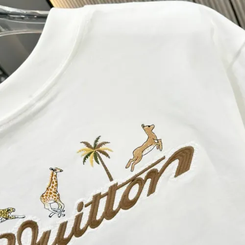 Cheap Louis Vuitton LV T-Shirts Short Sleeved For Unisex #1414141 Replica Wholesale [$40.00 USD] [ITEM#1414141] on Replica Louis Vuitton LV T-Shirts