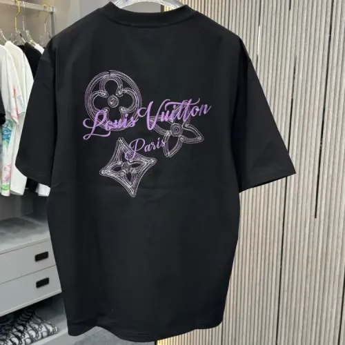 Cheap Louis Vuitton LV T-Shirts Short Sleeved For Unisex #1414152 Replica Wholesale [$40.00 USD] [ITEM#1414152] on Replica Louis Vuitton LV T-Shirts
