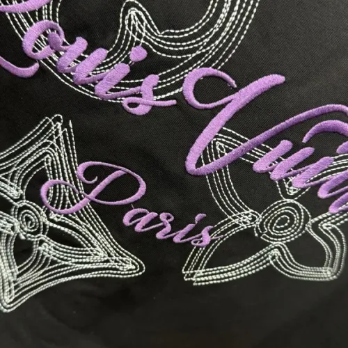 Cheap Louis Vuitton LV T-Shirts Short Sleeved For Unisex #1414152 Replica Wholesale [$40.00 USD] [ITEM#1414152] on Replica Louis Vuitton LV T-Shirts