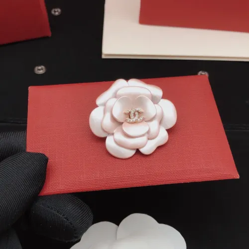 Cheap Chanel Brooches For Women #1414178 Replica Wholesale [$32.00 USD] [ITEM#1414178] on Replica Chanel Brooches