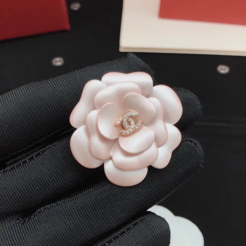 Cheap Chanel Brooches For Women #1414178 Replica Wholesale [$32.00 USD] [ITEM#1414178] on Replica Chanel Brooches