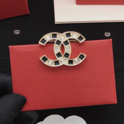 Cheap Chanel Brooches For Women #1414179 Replica Wholesale [$27.00 USD] [ITEM#1414179] on Replica Chanel Brooches