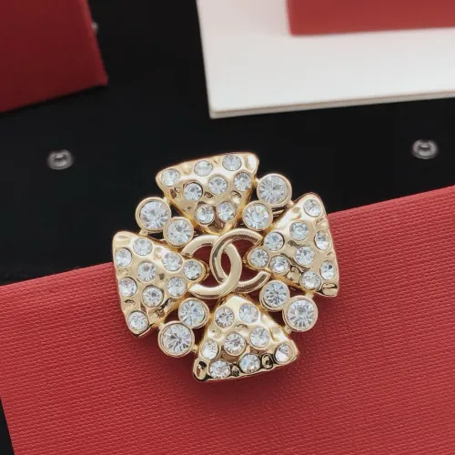 Chanel Brooches For Women #1414182