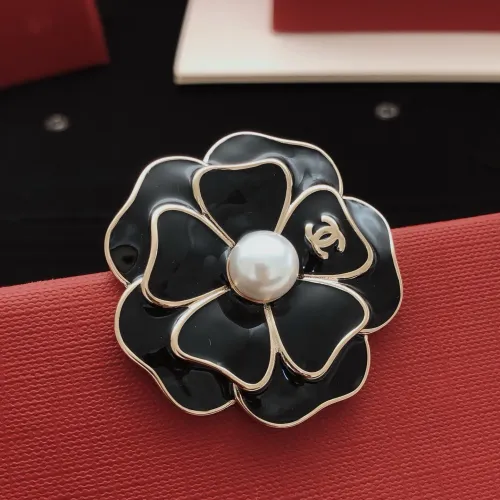 Chanel Brooches For Women #1414184