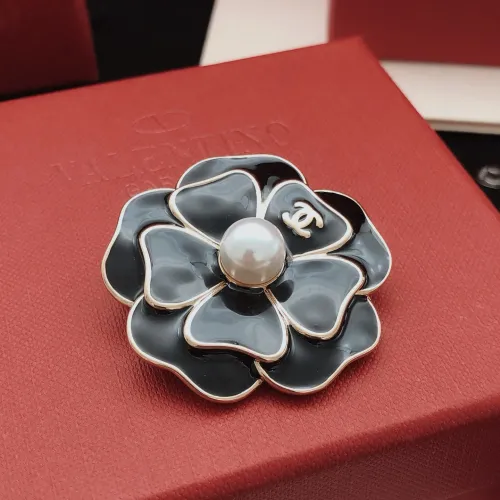Cheap Chanel Brooches For Women #1414184 Replica Wholesale [$29.00 USD] [ITEM#1414184] on Replica Chanel Brooches