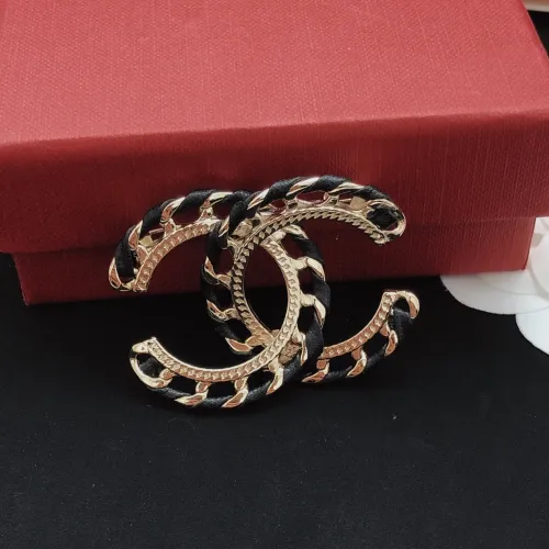 Cheap Chanel Brooches For Women #1414188 Replica Wholesale [$27.00 USD] [ITEM#1414188] on Replica Chanel Brooches