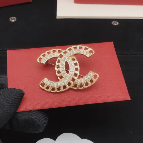 Cheap Chanel Brooches For Women #1414189 Replica Wholesale [$27.00 USD] [ITEM#1414189] on Replica Chanel Brooches