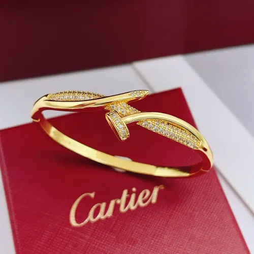 Cartier bracelets In Gold #1414286