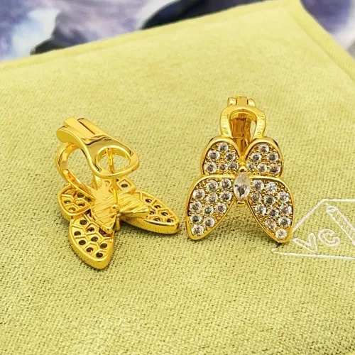 Cheap Van Cleef &amp; Arpels Earrings For Women #1414292 Replica Wholesale [$32.00 USD] [ITEM#1414292] on Replica Van Cleef &amp; Arpels Earrings