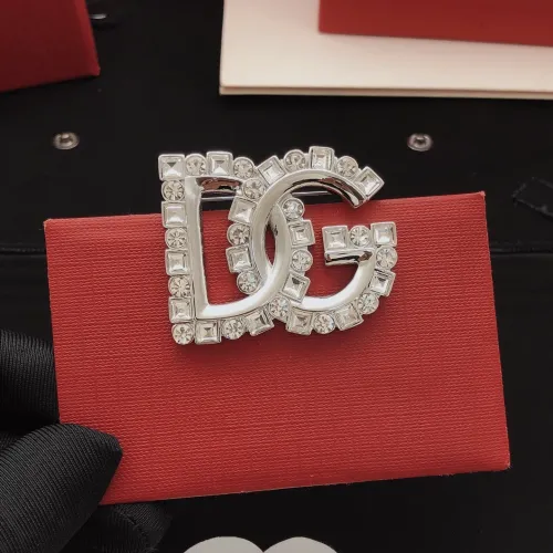 Cheap Dolce &amp; Gabbana Brooches For Women #1414371 Replica Wholesale [$32.00 USD] [ITEM#1414371] on Replica Dolce &amp; Gabbana Brooches