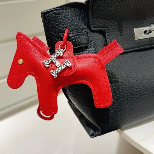 Cheap Hermes Key Holder And Bag Buckle #1414448 Replica Wholesale [$36.00 USD] [ITEM#1414448] on Replica Hermes Key Holder And Bag Buckle