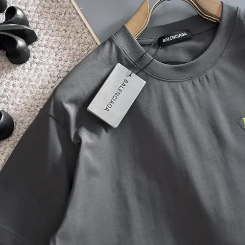 Cheap Balenciaga T-Shirts Short Sleeved For Unisex #1414488 Replica Wholesale [$42.00 USD] [ITEM#1414488] on Replica Balenciaga T-Shirts