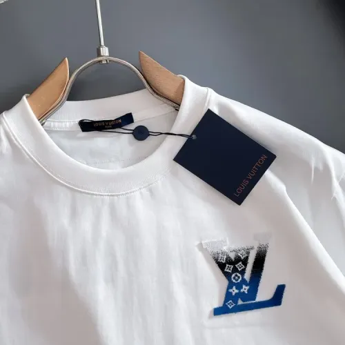 Cheap Louis Vuitton LV T-Shirts Short Sleeved For Unisex #1414561 Replica Wholesale [$42.00 USD] [ITEM#1414561] on Replica Louis Vuitton LV T-Shirts