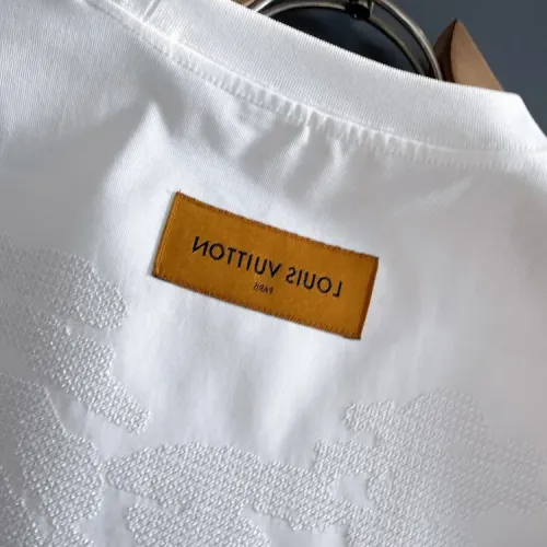 Cheap Louis Vuitton LV T-Shirts Short Sleeved For Unisex #1414575 Replica Wholesale [$42.00 USD] [ITEM#1414575] on Replica Louis Vuitton LV T-Shirts