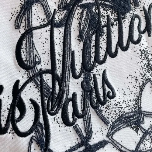 Cheap Louis Vuitton LV T-Shirts Short Sleeved For Unisex #1414579 Replica Wholesale [$42.00 USD] [ITEM#1414579] on Replica Louis Vuitton LV T-Shirts