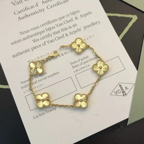 Van Cleef & Arpels Bracelets For Women #1414618