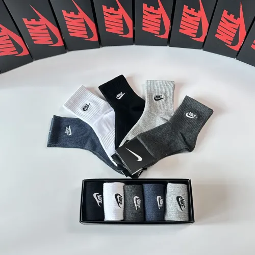 Cheap Nike Socks #1414820 Replica Wholesale [$29.00 USD] [ITEM#1414820] on Replica Nike Socks
